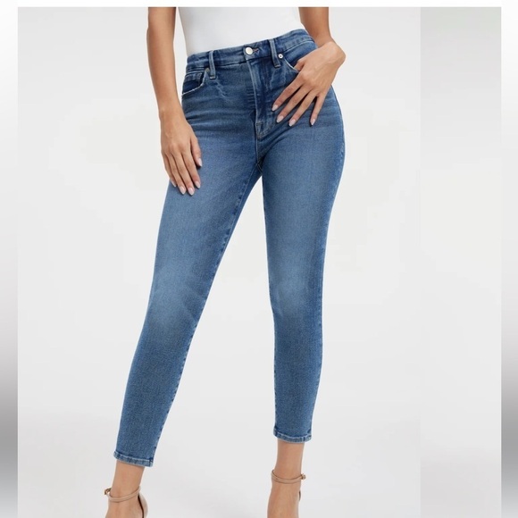 Good American Good Straight Split Back Pockets Jeans - Picture 1 of 16